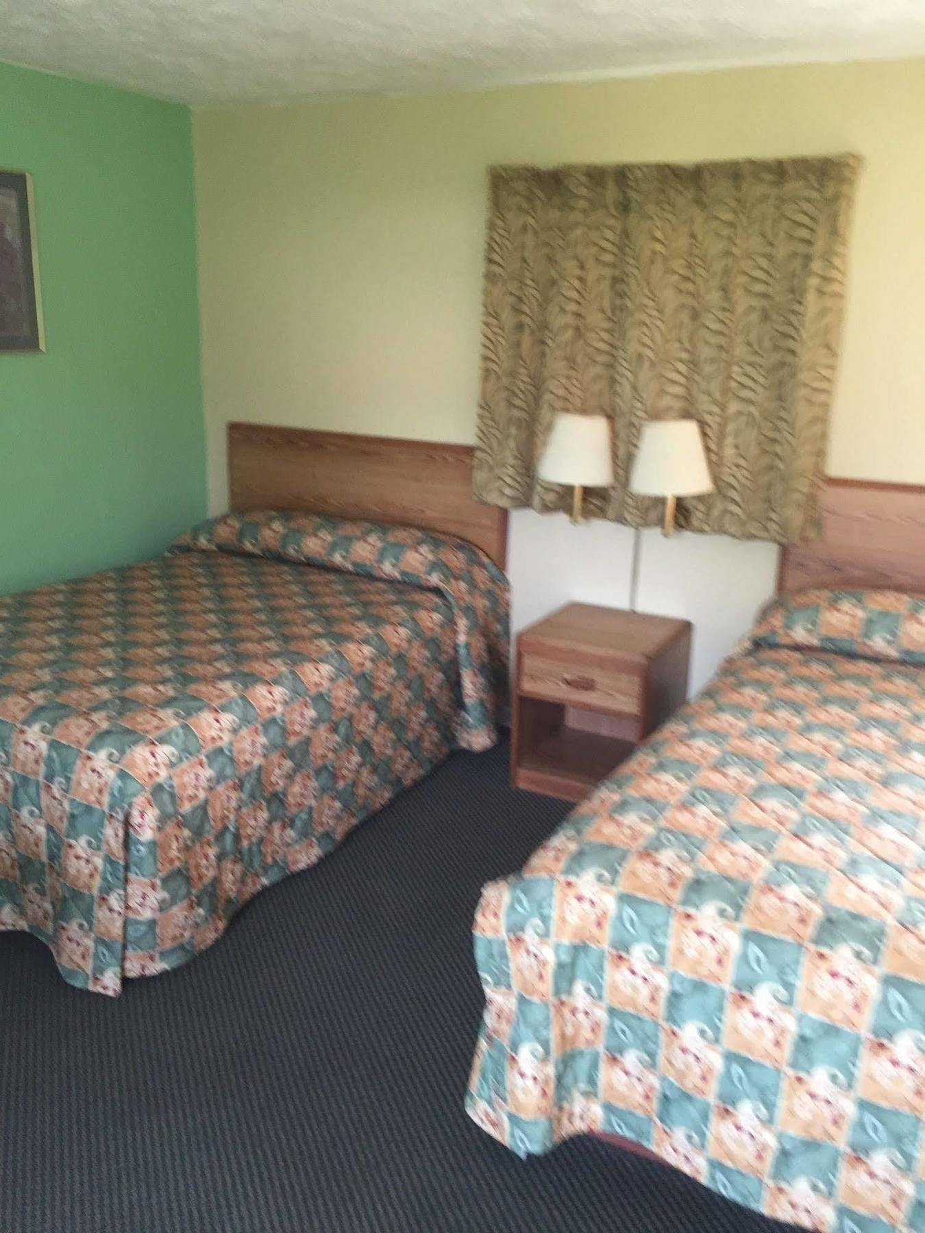 Woodridge Motel テレ・ホート エクステリア 写真